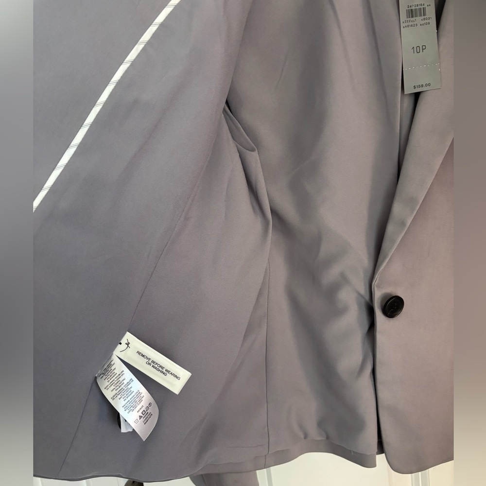 Ann Taylor Women's Gray Blazer - Picture 3 of 4